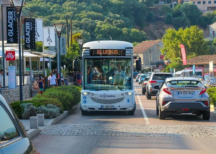 T3 65 M2 Centre Porto-Vecchio (Corsica)